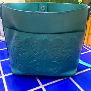 NWT mint  condition Patricia Nash cross body bag.  Beautiful Blue Grass color.